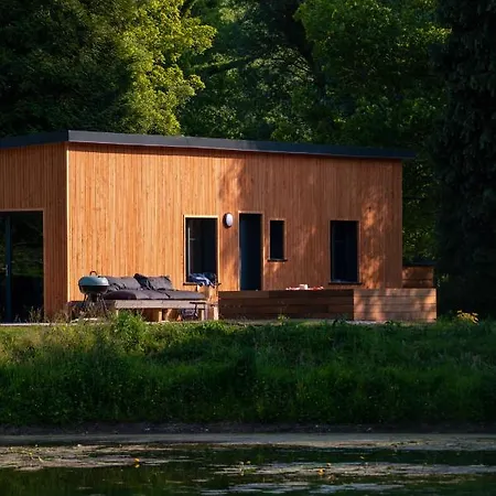 Le Nichoir Du Marais - écolodge Lodge Ponts-et-Marais